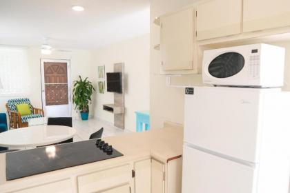 Buena Vida Apartments - image 8