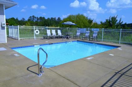 HomeTown Inn-Ringgold - image 10