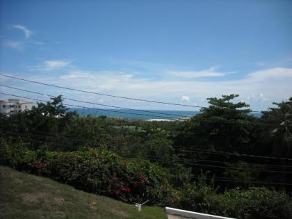 Ocean View Apartment - image 11