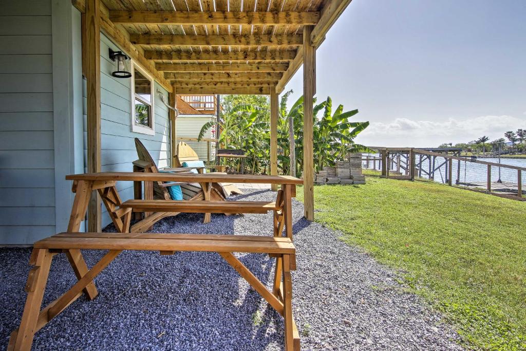 Soleil Suite Studio with Grill and Arroyo River Pier! - image 3