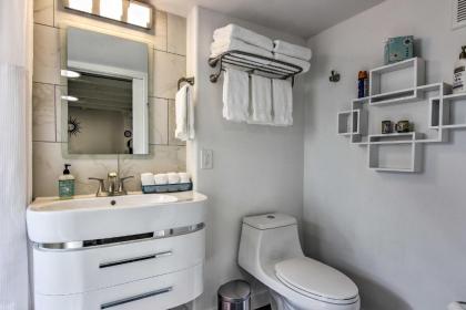 Soleil Suite Studio with Grill and Arroyo River Pier! - image 5