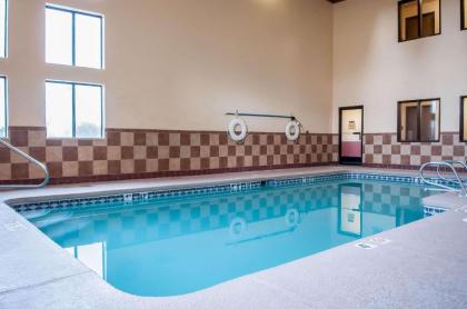 Quality Inn Rio Rancho - image 13