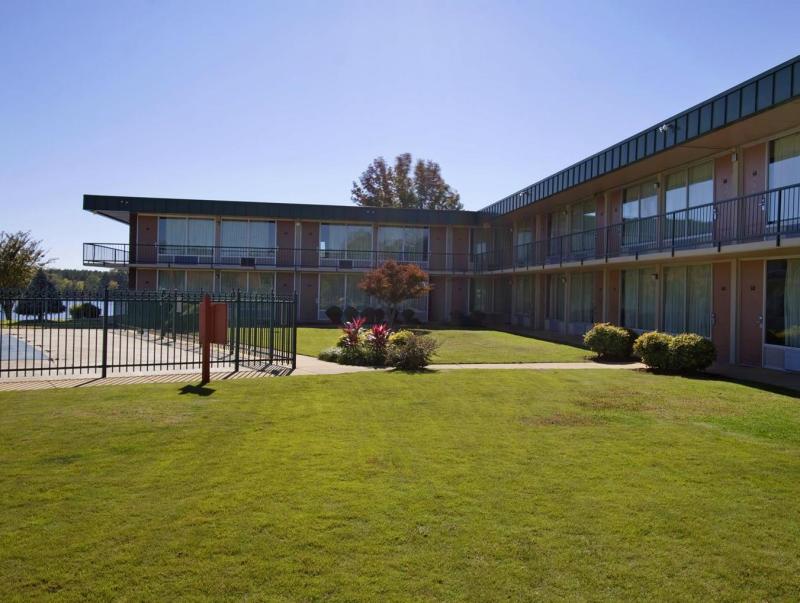 Americas Best Value Inn Pell City Riverside - main image