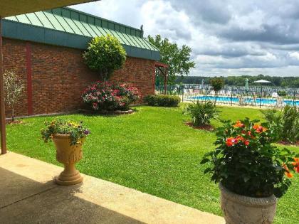 Americas Best Value Inn Pell City Riverside - image 12