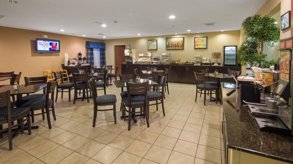 SureStay Plus Hotel by Best Western Roanoke Rapids I-95 - image 2
