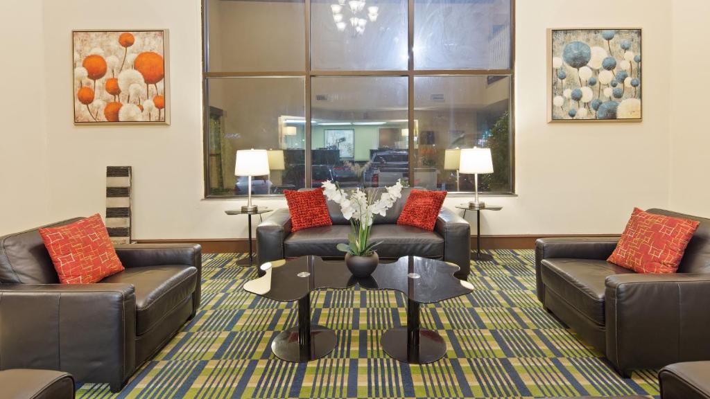 SureStay Plus Hotel by Best Western Roanoke Rapids I-95 - image 3