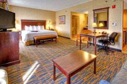 Hampton Inn Roanoke Rapids - image 13