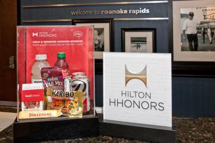 Hampton Inn Roanoke Rapids - image 15