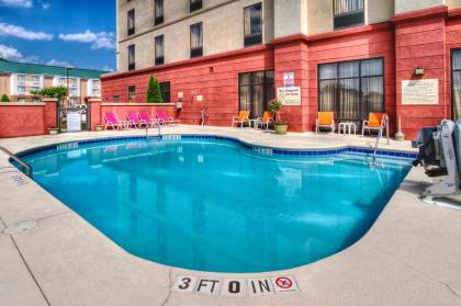 Hampton Inn Roanoke Rapids - image 6