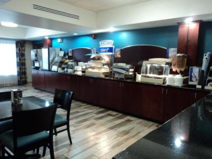 Holiday Inn Express & Suites Roanoke Rapids an IHG Hotel - image 13