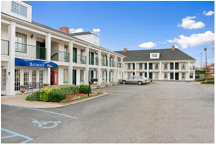 Baymont by Wyndham Roanoke Rapids - image 13