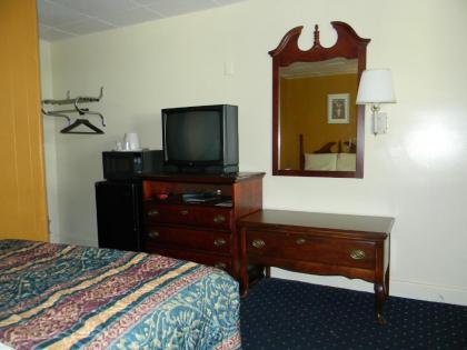 Fairfax Motel - image 15
