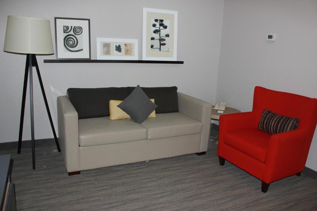 Country Inn & Suites by Radisson Roanoke VA - image 6
