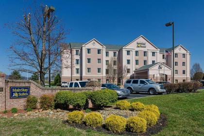 Mainstay Suites Denver International Airport