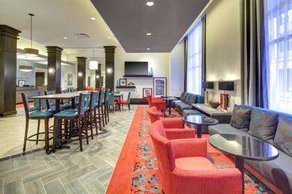Hampton Inn & Suites - Roanoke-Downtown VA - image 14