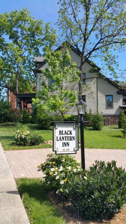 The Black Lantern Inn