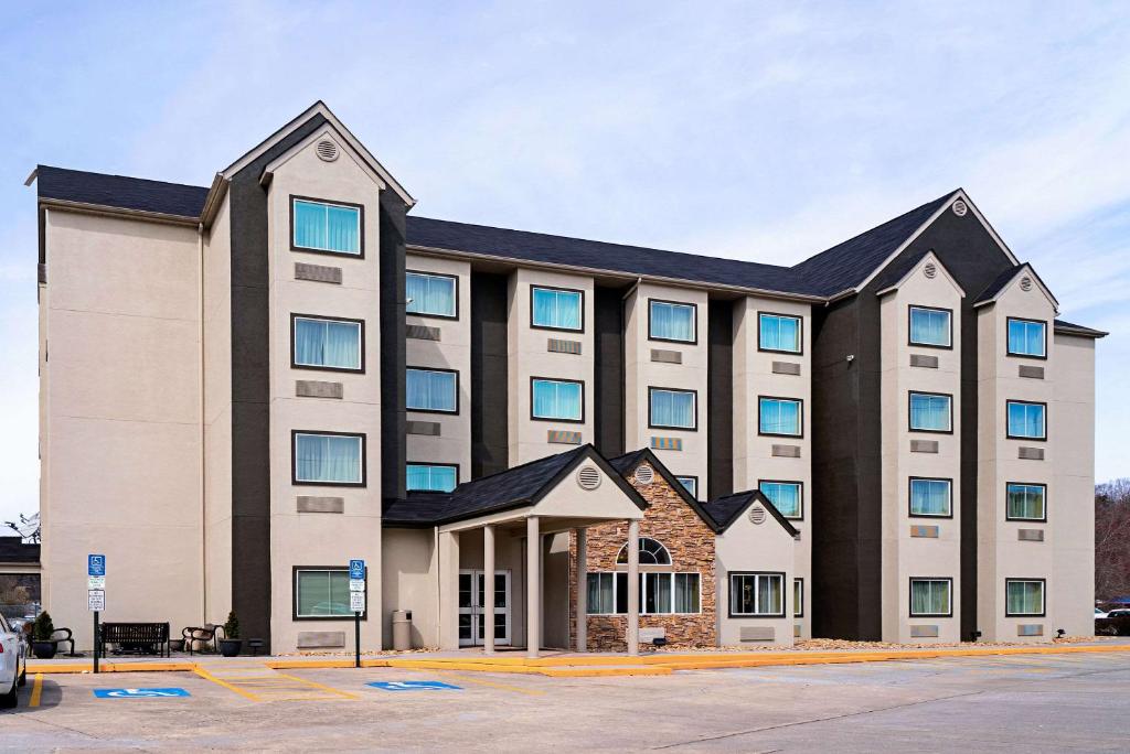 Quality Inn & Suites - main image