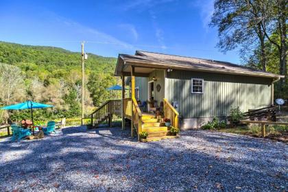 Robbinsville Cabin with Fire Pit - Mins to Tsali! - image 4