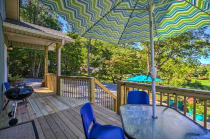 Robbinsville Cabin with Fire Pit - Mins to Tsali! - image 8