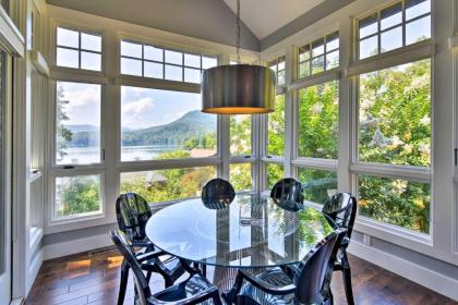 Luxury Lake Santeetlah Home with Deck Walk to Marina - image 3