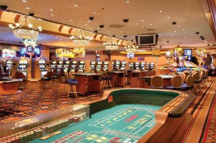 Sam's Town Hotel and Gambling Hall Tunica - image 3