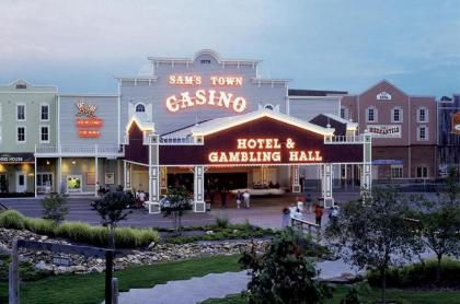 Sam's Town Hotel and Gambling Hall Tunica - image 7