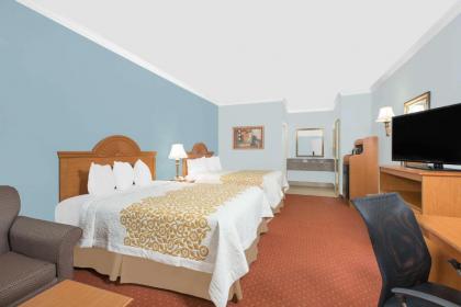 Days Inn by Wyndham Robstown - image 13