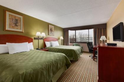 Ramada by Wyndham Rochelle Park Near Paramus - image 21