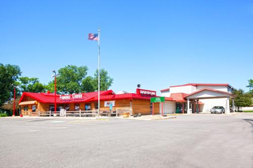 GuestHouse Inn & Suites Rochester - main image