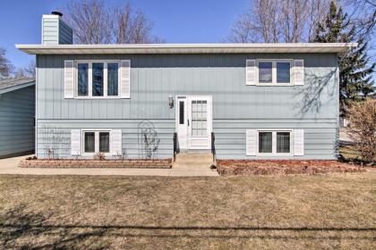 Charming Rochester Home 4 Mi to Mayo Clinic! - image 1