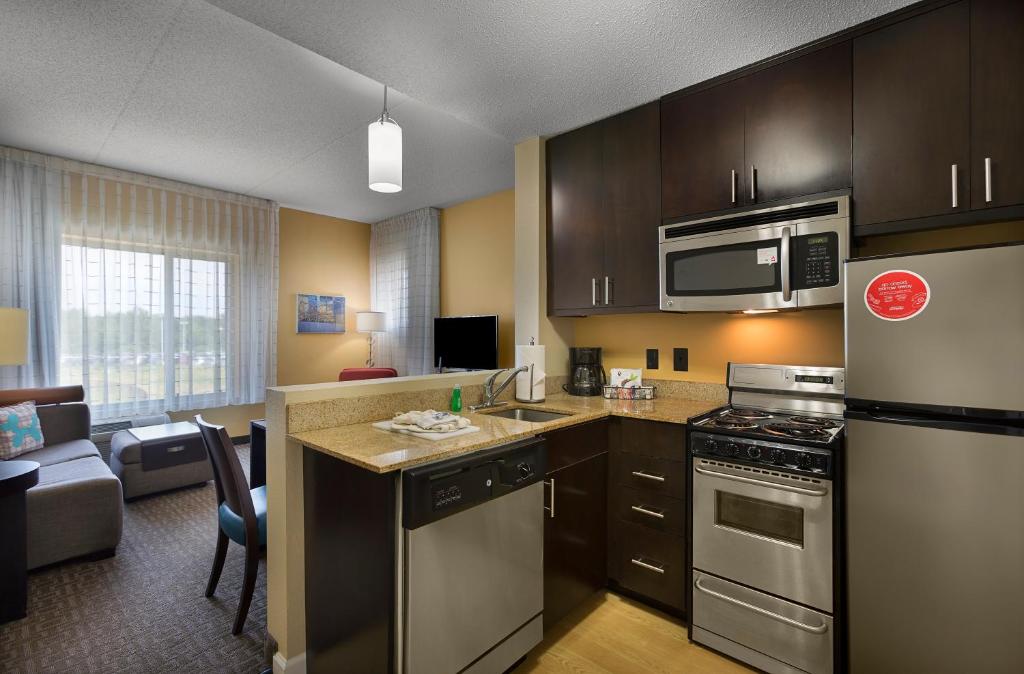 TownePlace Suites by Marriott Rock Hill - image 7