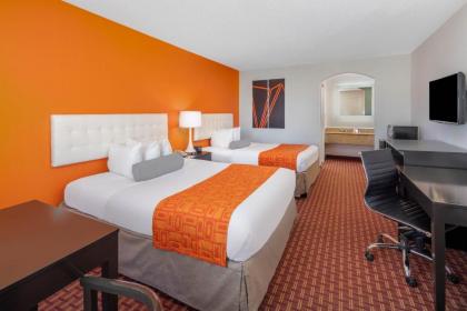 Howard Johnson by Wyndham Rock Hill - image 12