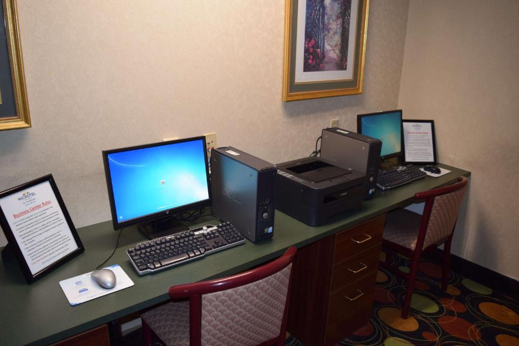 Microtel Inn & Suites by Wyndham Rock Hill/Charlotte Area - image 6