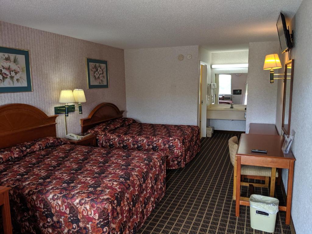 Economy Inn Express - image 4
