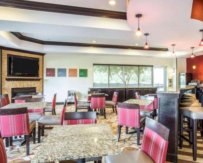 Comfort Suites Rock Hill - image 11