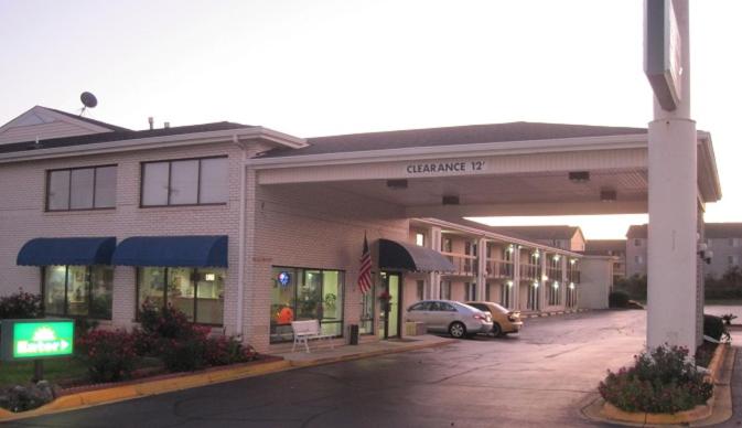 Bestway Inn - main image