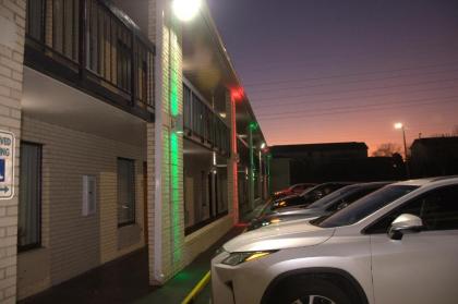 Bestway Inn - image 11
