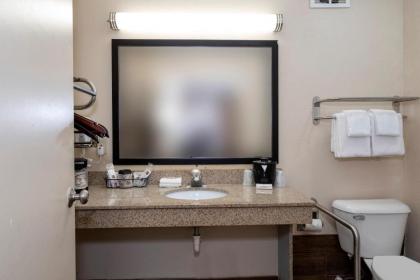 Red Roof Inn Rock Hill - image 4