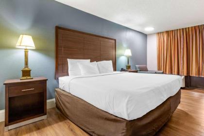 Econo Lodge Rock Hill - image 4