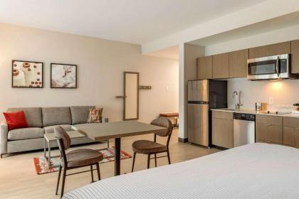 Cambria Hotel Rock Hill - University Center - image 15