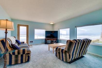 Ace's Beach House - image 2