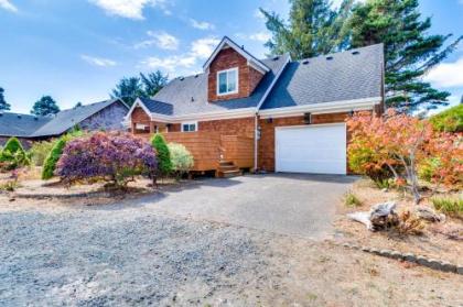 Cozy Coast modern Oregon