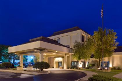 Hampton Inn Rockford - image 13