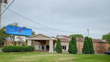 motel 6 Rockford Il