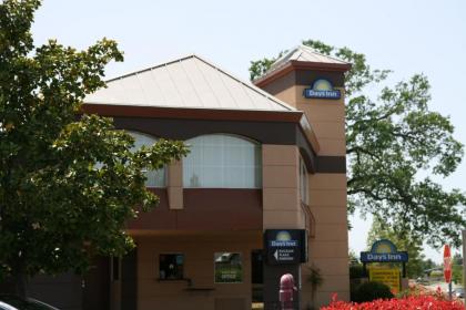 Days Inn by Wyndham Rocklin/Sacramento - image 11