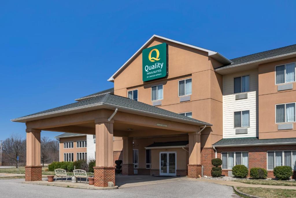 Quality Inn & Suites - main image