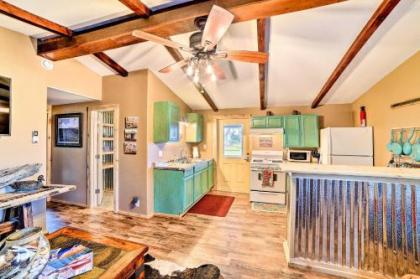Rockport House with Deck and Grill - Drive to Beach - image 2