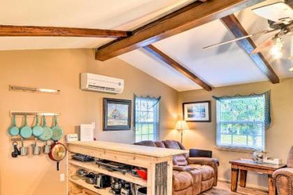 Rockport House with Deck and Grill - Drive to Beach - image 5