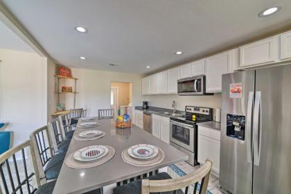 Rockport Home with Yard Less Than 2 Mi to the Gulf Coast! - image 13