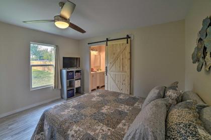 Rockport Home with Yard Less Than 2 Mi to the Gulf Coast! - image 16